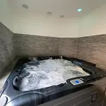 Appartement - Le Nuage - Unique, Espace Privatif Et Jardin Avec Plancha Et Salon Privatif, Stationnement Public Gratuit Niort