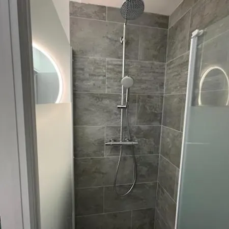 - Le Nuage - Unique, Espace Privatif Et Jardin Avec Plancha Et Salon Privatif, Stationnement Public Gratuit Apartman Niort