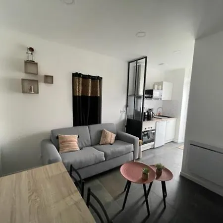 - Le Nuage - Unique, Espace Privatif Et Jardin Avec Plancha Et Salon Privatif, Stationnement Public Gratuit Apartman *