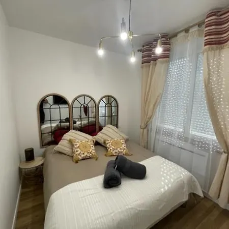 - Le Nuage - Unique, Espace Privatif Et Jardin Avec Plancha Et Salon Privatif, Stationnement Public Gratuit Apartman Niort