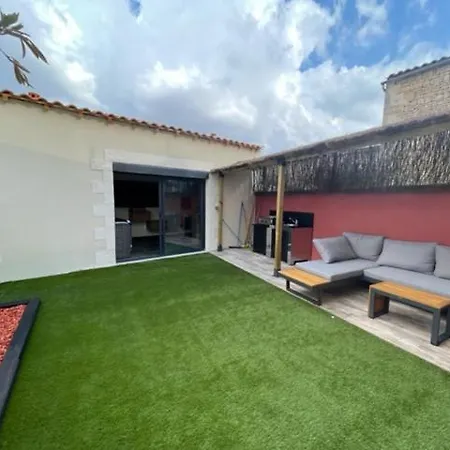 Le Nuage: Private Oasis With Garden Retreat Apartment Niort