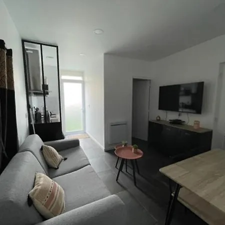 - Le Nuage - Unique, Espace Privatif Et Jardin Avec Plancha Et Salon Privatif, Stationnement Public Gratuit