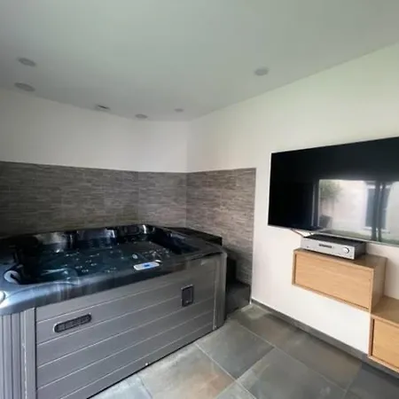 - Le Nuage - Unique, Espace Privatif Et Jardin Avec Plancha Et Salon Privatif, Stationnement Public Gratuit *